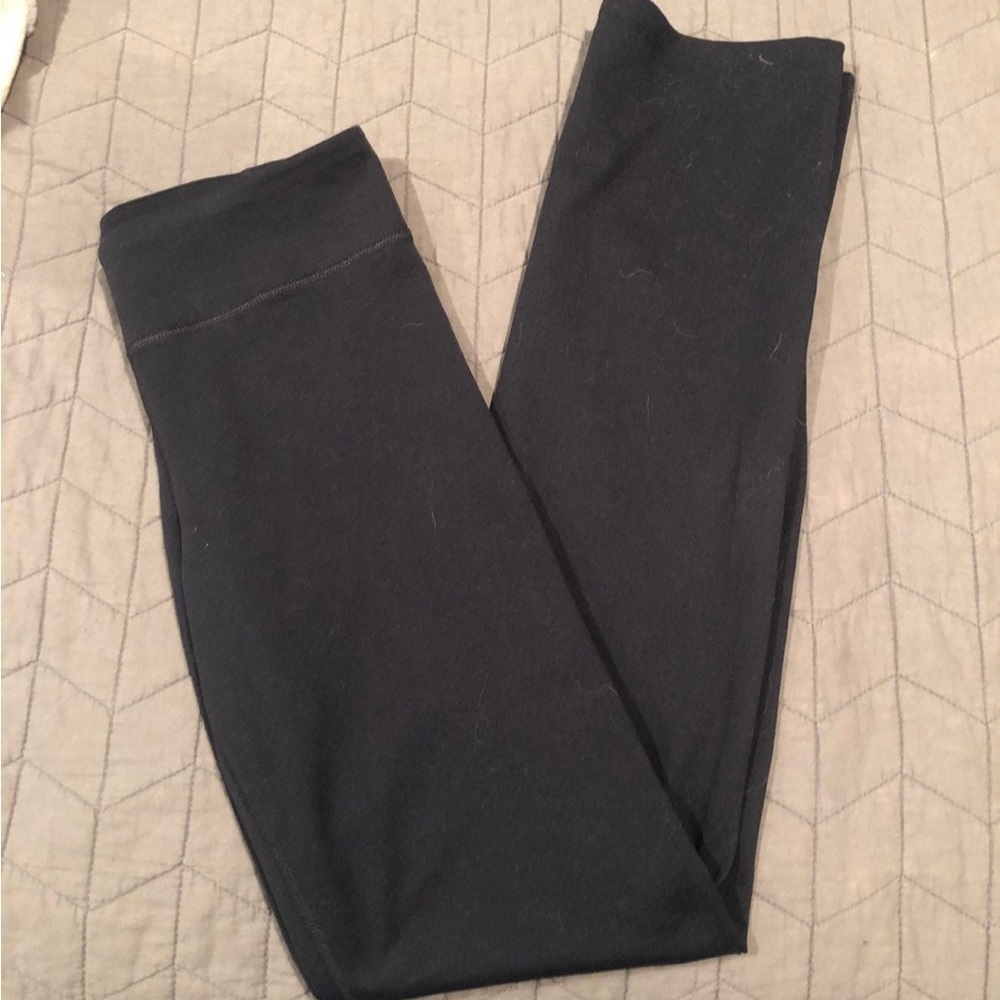 Straight Leg Under Armour Leggings - Size Small